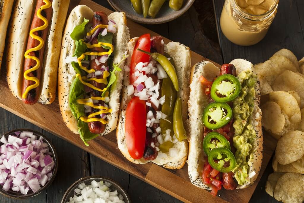 Knockwurst Vs Hot Dog: Which Reigns Supreme on the Grill?