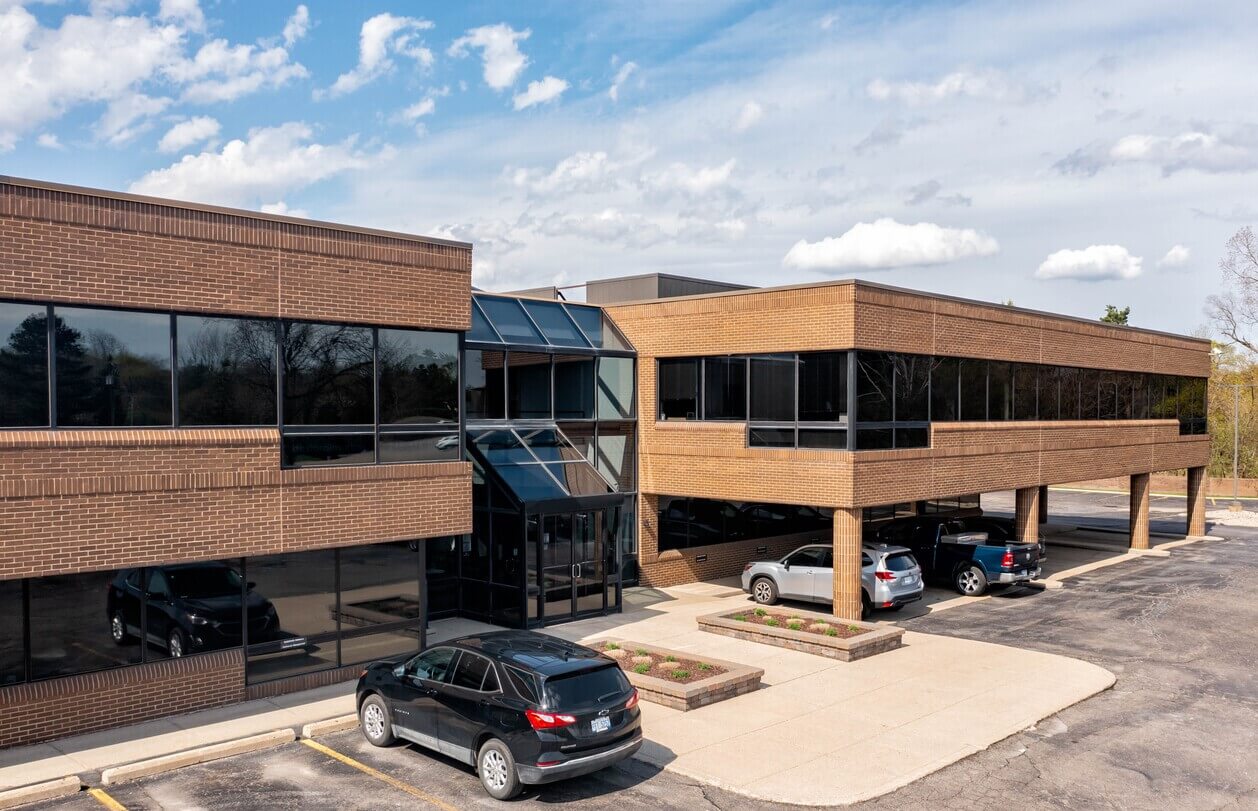 Friedman’s Rick Kaplan & Todd Hawley Secure Lease with Schluter