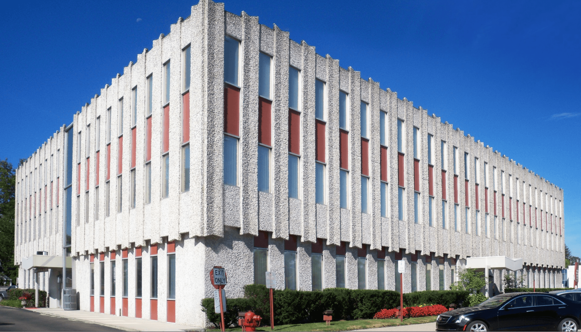 Friedman's Steve Eisenshtadt, Andrew Bower & Dan Verderbar Secure Lease